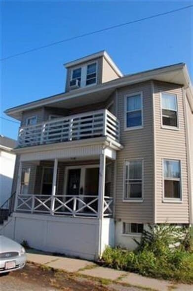 Building Photo - 44 Wilson Ave