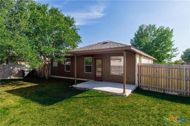 Building Photo - 9816 Tully Weary Ln