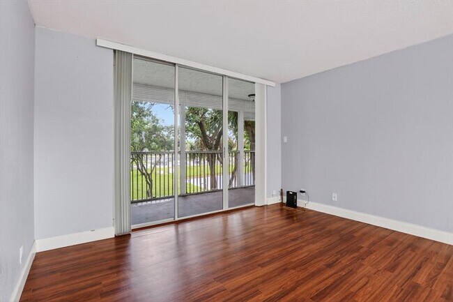 Building Photo - 3341 NW 47th Terrace