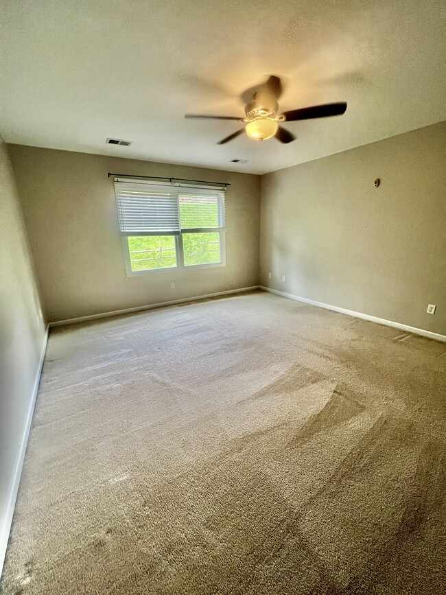 Building Photo - 171 Windwood Dr