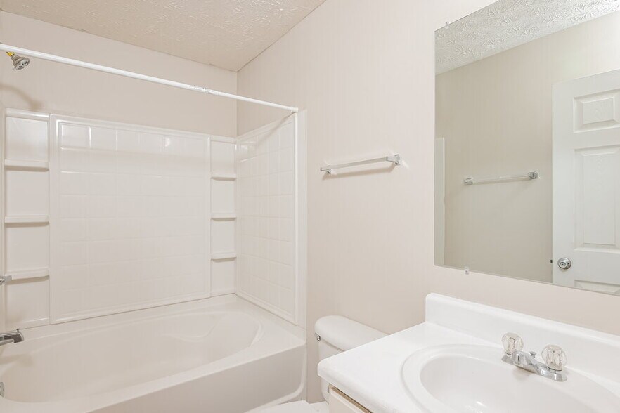 Building Photo - 3915 Waldrop Ln