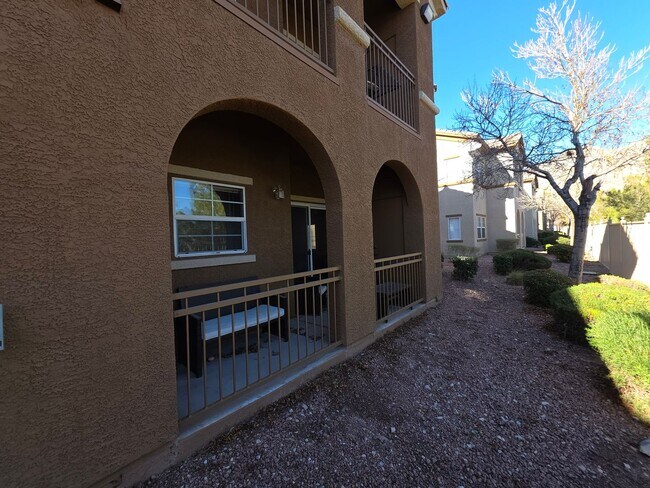 Building Photo - 3820 Juno Beach St