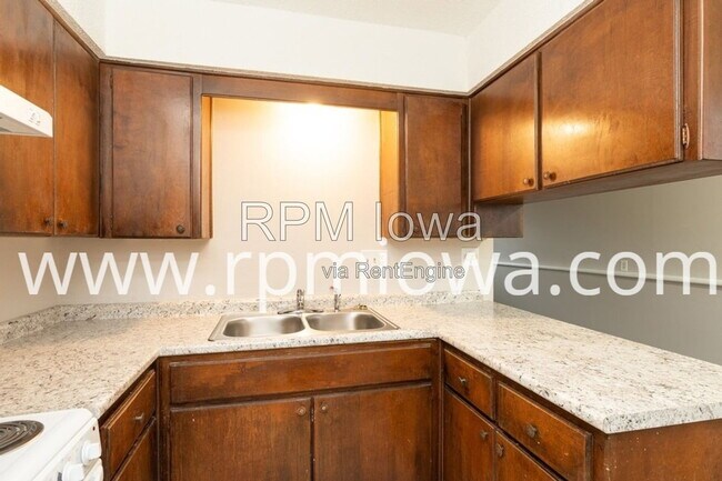 Building Photo - 3424 SW 42nd St