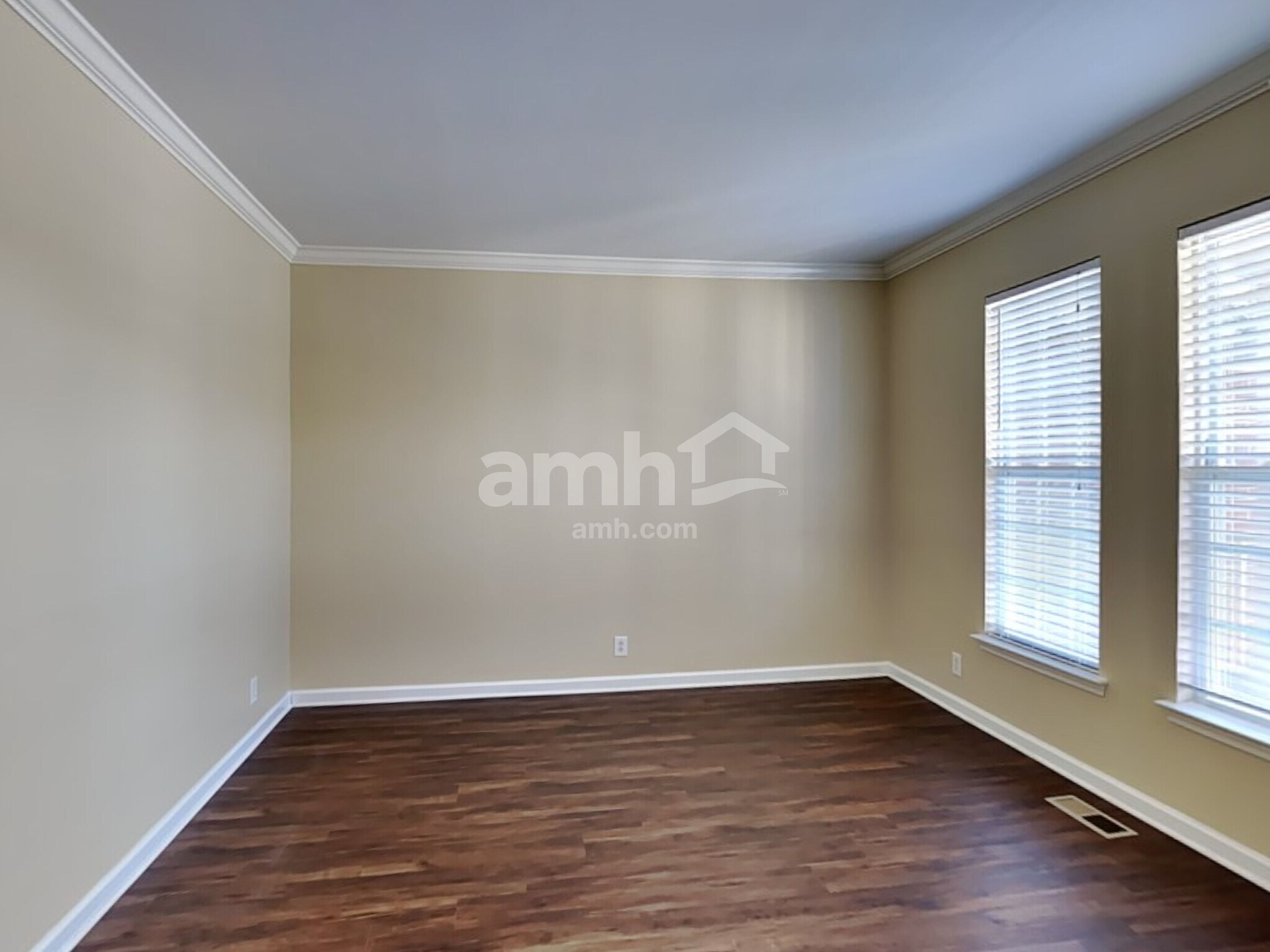 Building Photo - 1213 Travelers Pl