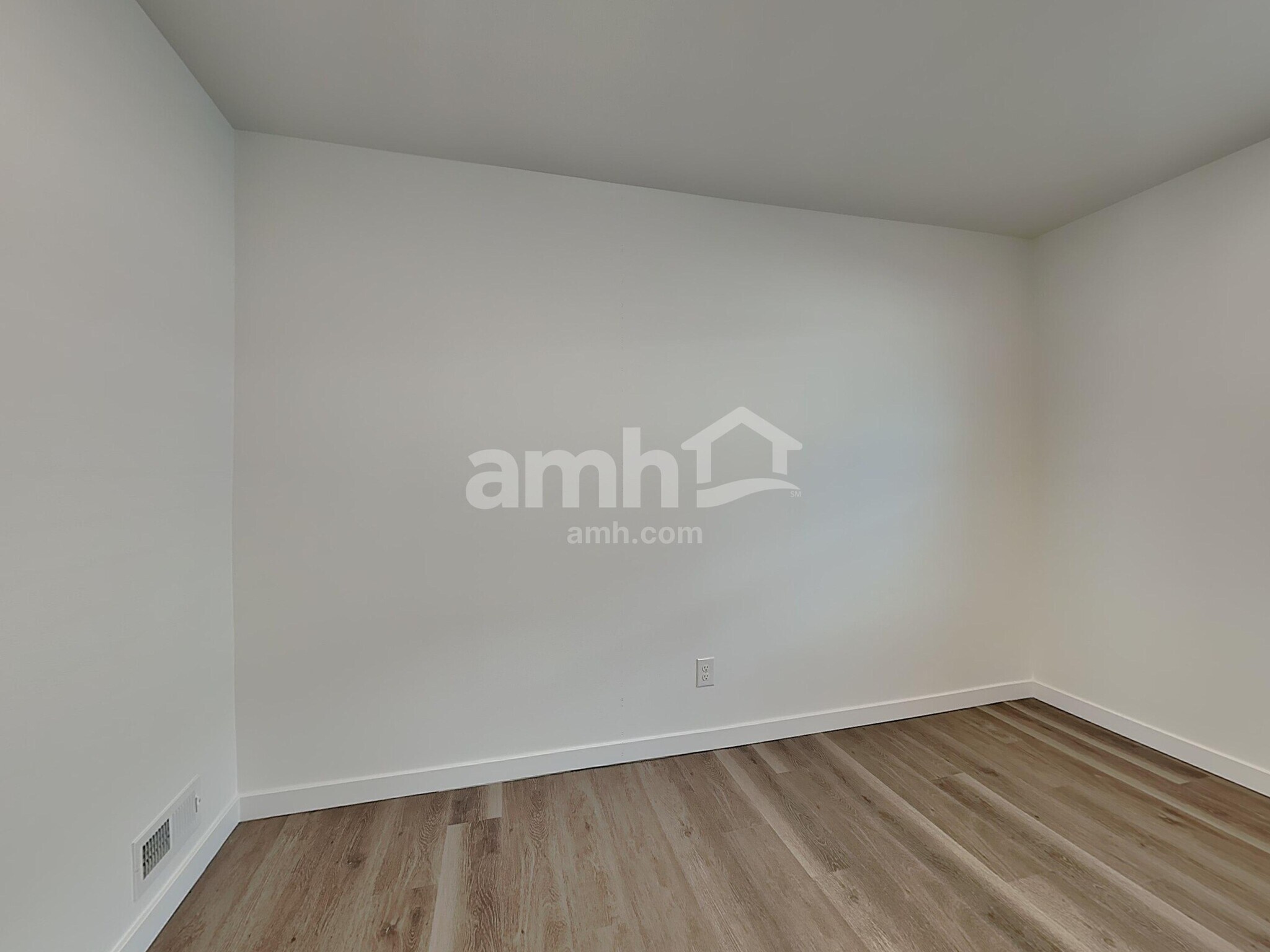 Building Photo - 5118 Turnstone St SE