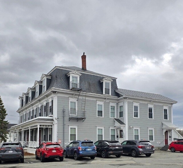 Building Photo - 5 Central Square