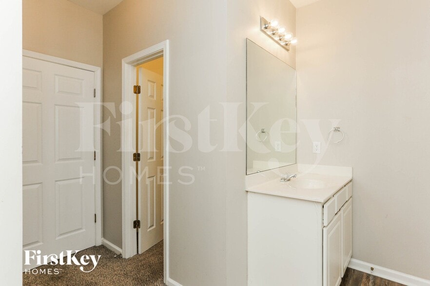 Building Photo - 964 Maple Leaf Dr