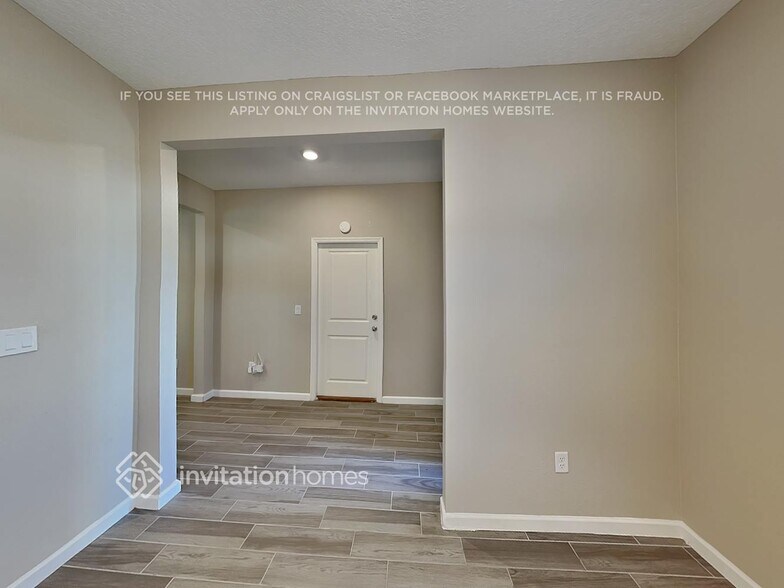 Building Photo - 6760 Hvn Crst Ct