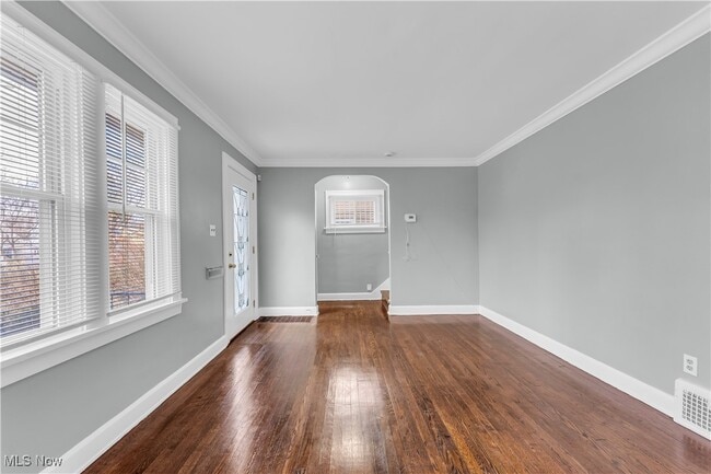 Building Photo - 961 Montford Rd