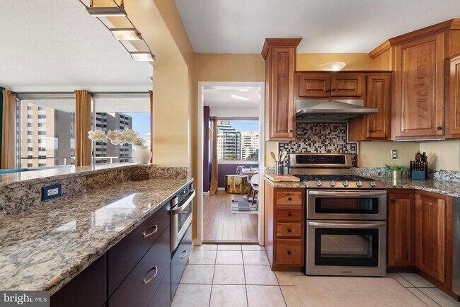 Building Photo - 5500 Friendship Blvd