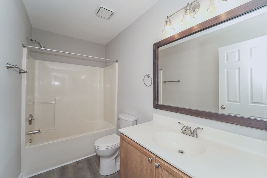 Building Photo - 3612 Denise Dr