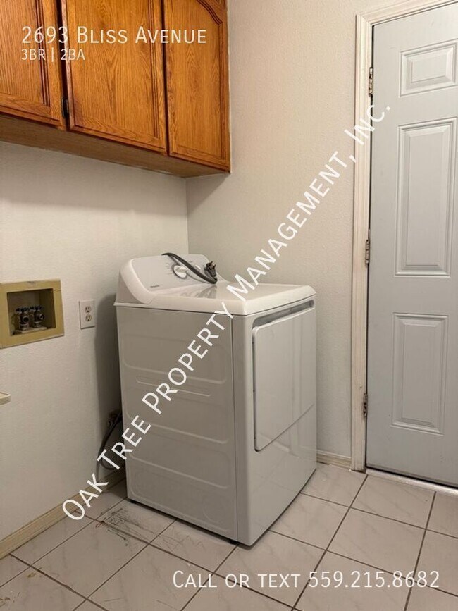 Building Photo - 2693 Bliss Ave