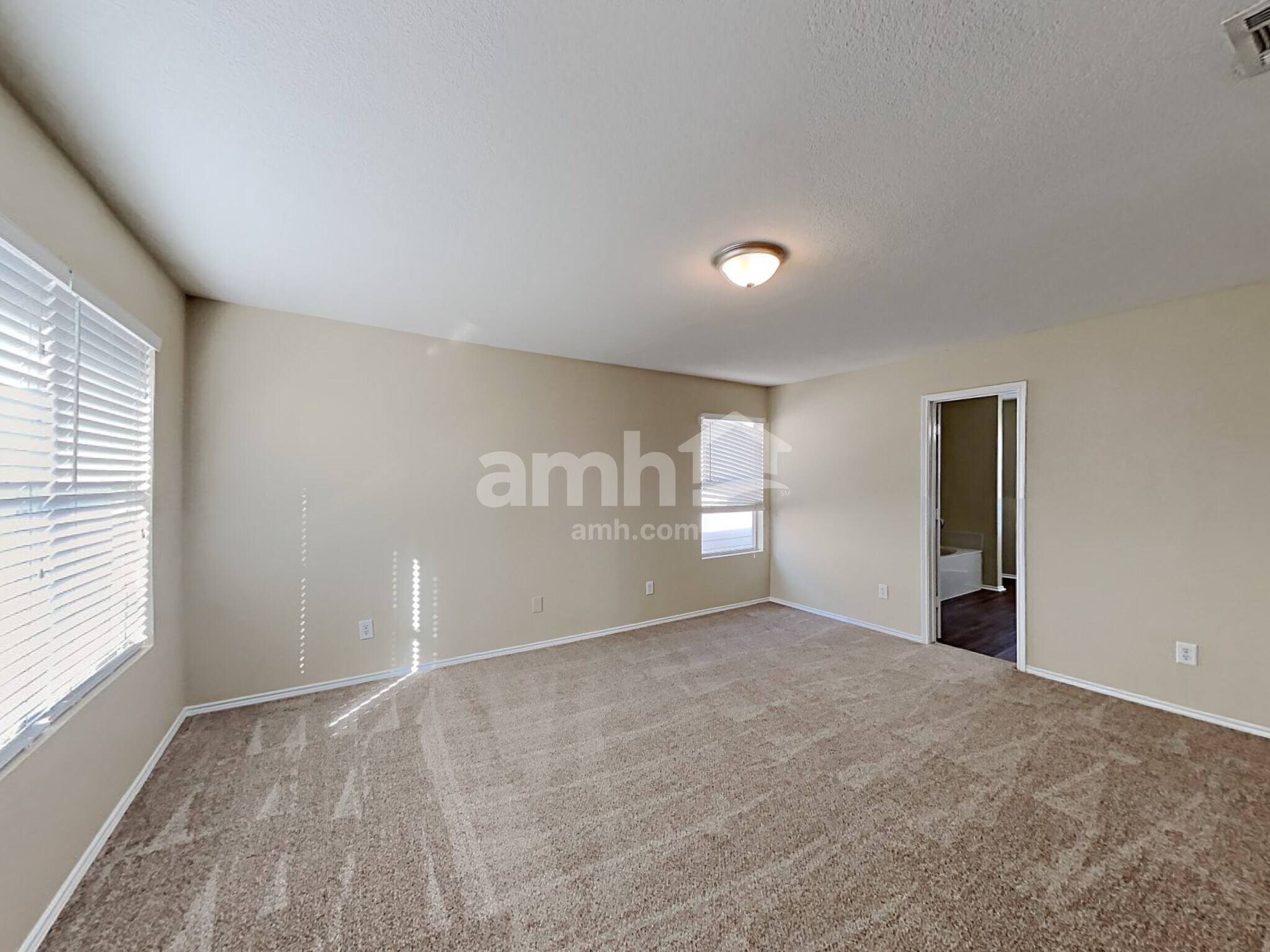 Building Photo - 7152 Little Mohican Dr