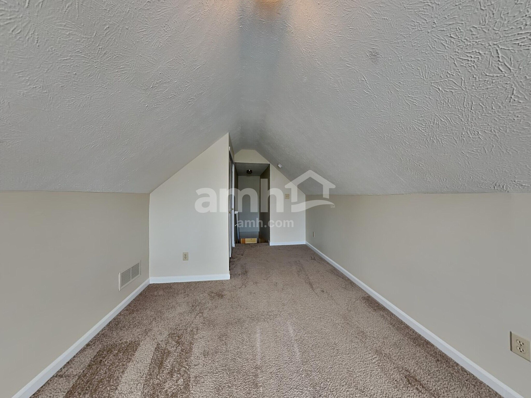 Building Photo - 17023 Puntledge Dr