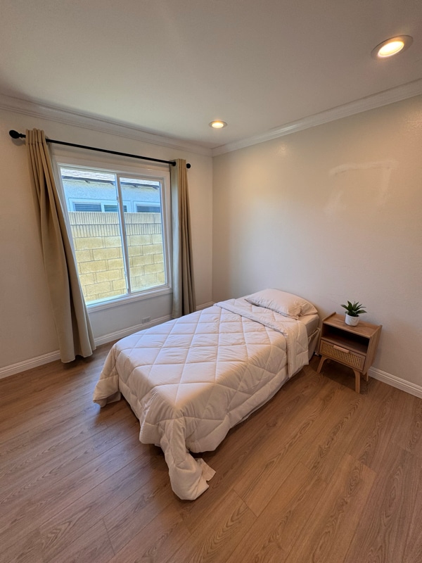 Building Photo - 11686 Mindanao St