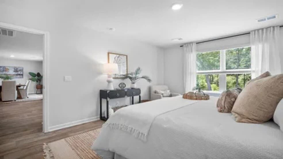 Building Photo - 240 Turpentine Trl