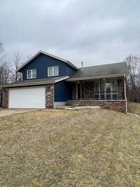 Building Photo - 1906 W Euclid Ave