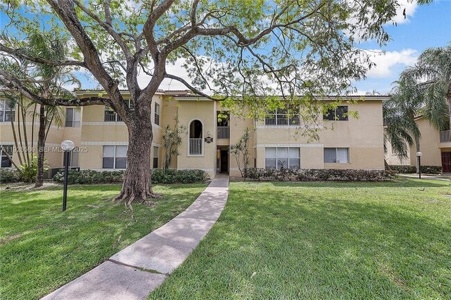 Building Photo - 12430 Vista Isles Dr