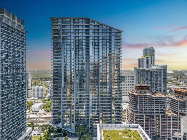 Building Photo - 88 SW 7th St