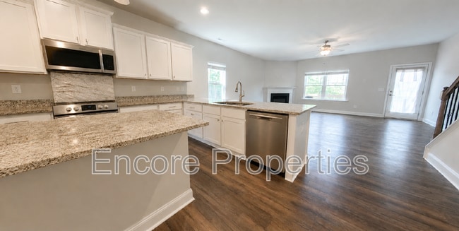 Building Photo - 38 Knotty Pine Dr