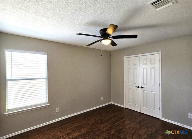 Building Photo - 316 Julian Point