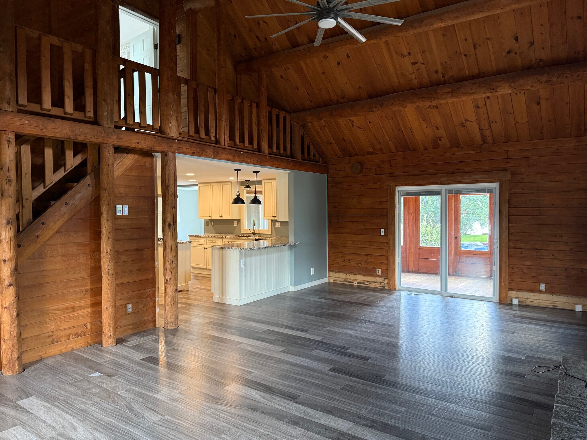 Building Photo - 40 W Quasset Rd