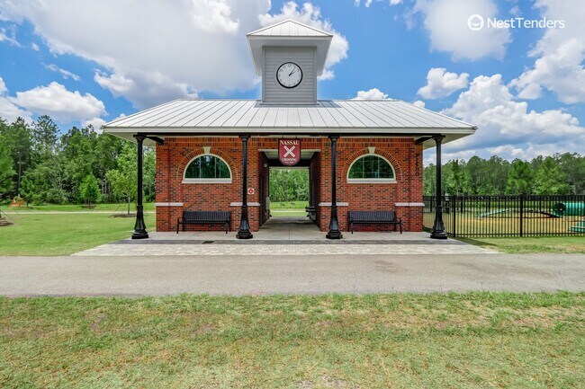 Building Photo - Like New Three Bedroom Home in Yulee's Nassau Crossing!