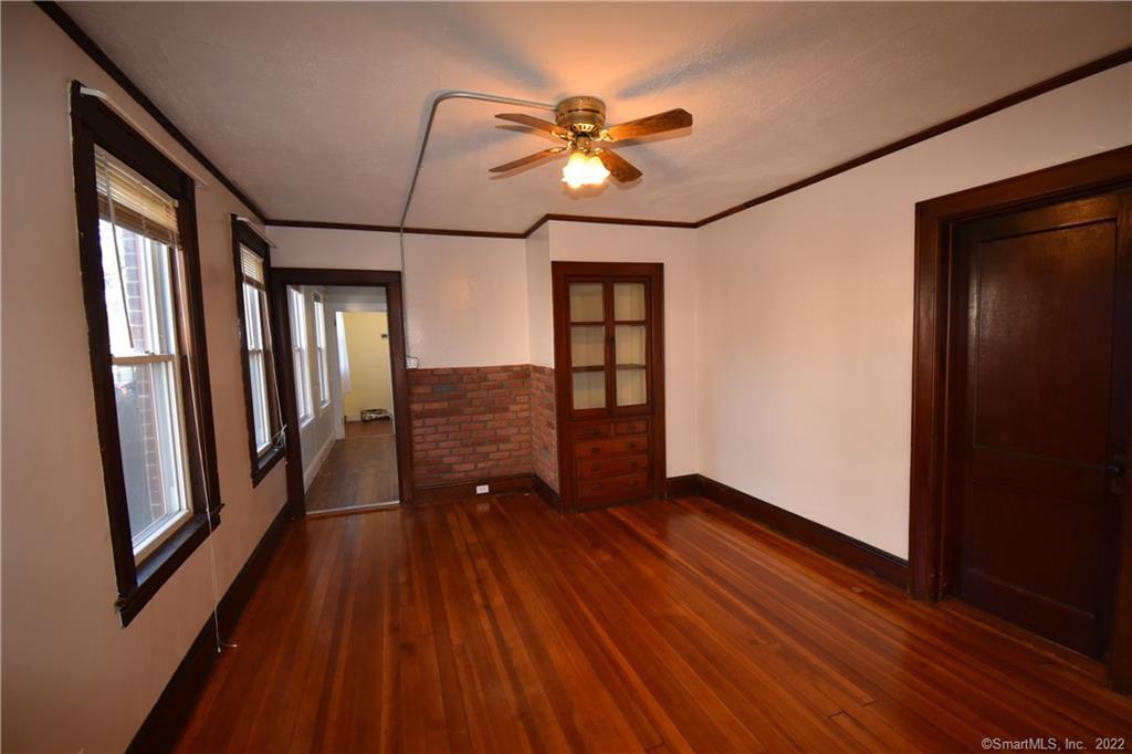 Building Photo - 73 Center St