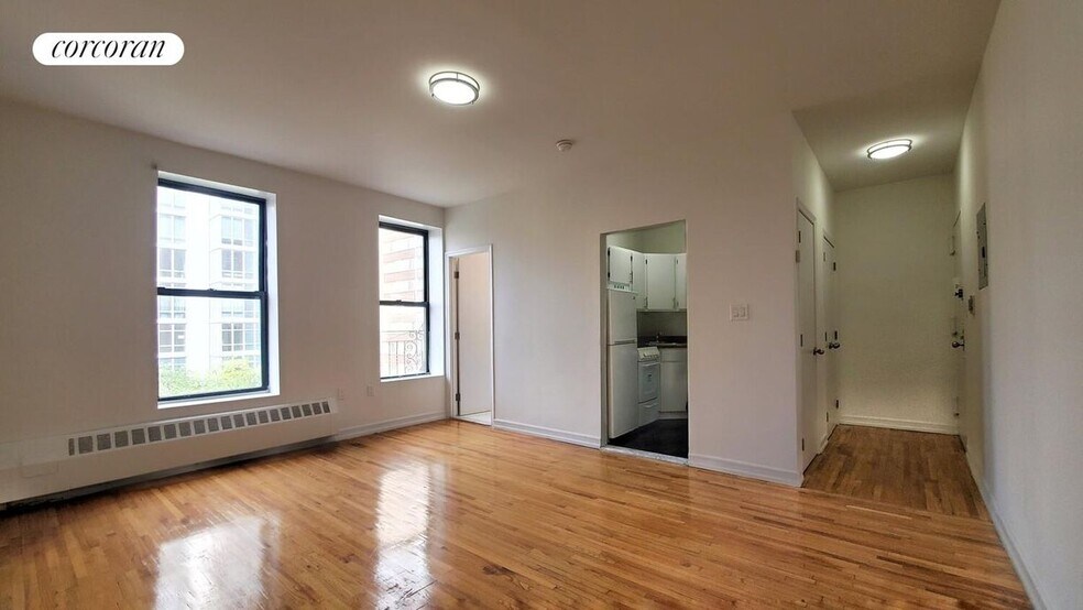 Primary Photo - 306 W 51st St