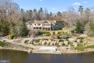 Building Photo - 3535 Meadow Rd