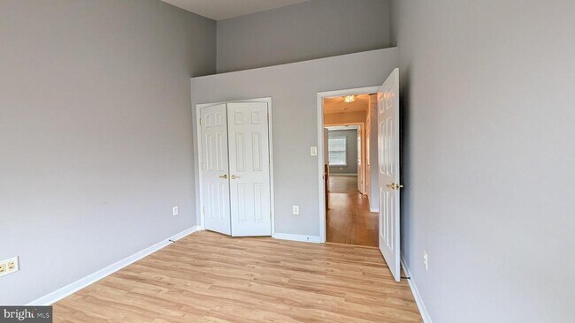 Building Photo - 13996 Khalid Ln