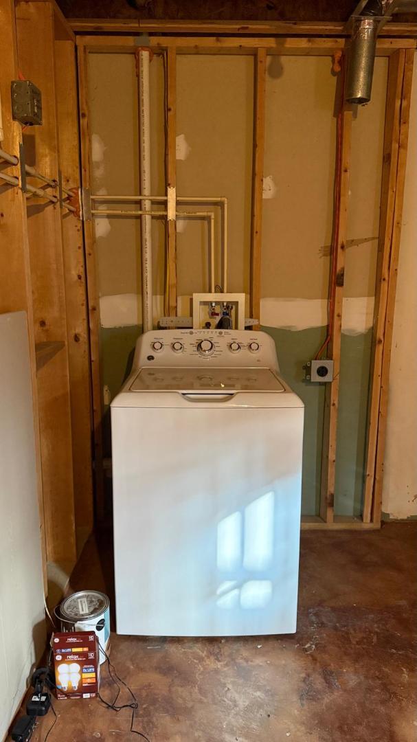 Building Photo - 12 Council Ct