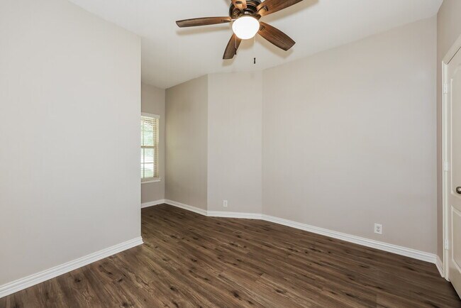 Building Photo - 4929 Lemon Grove Dr