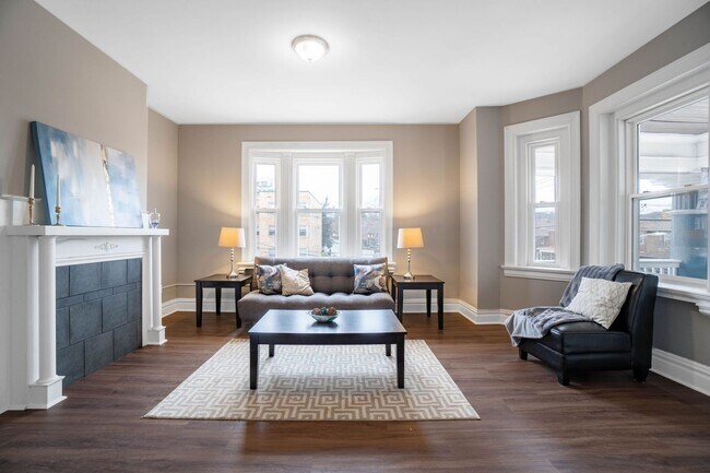 Building Photo - Classic 1900's building with all new interior space