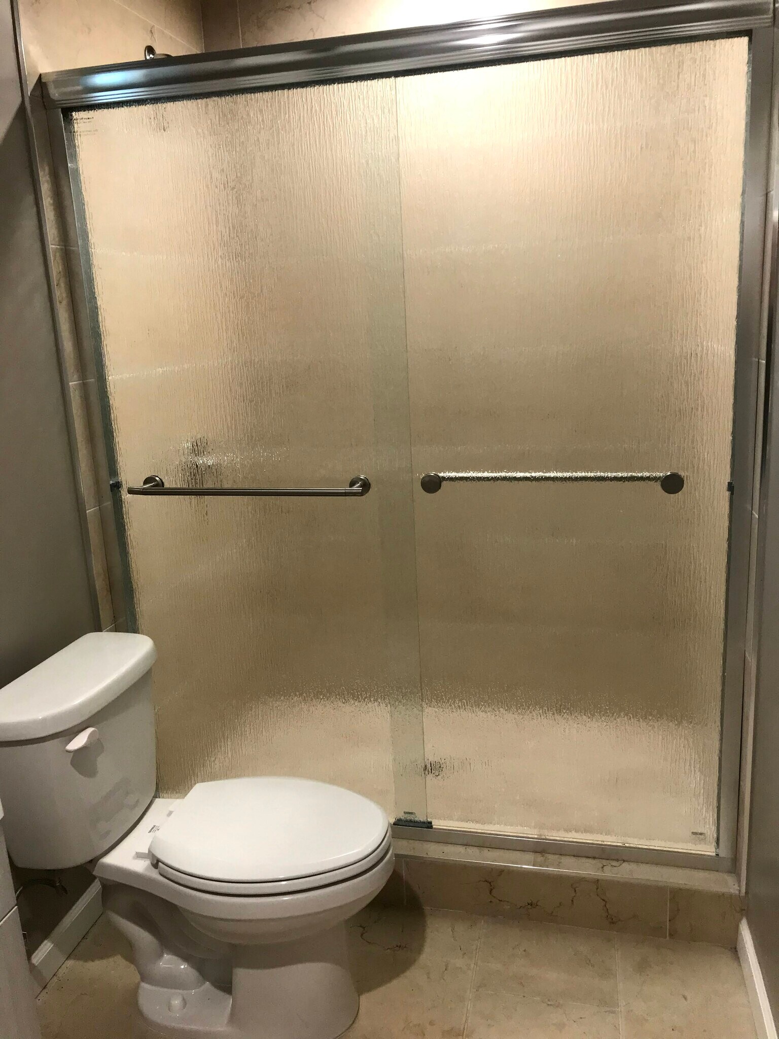 Shower - 19725 Hiawatha St