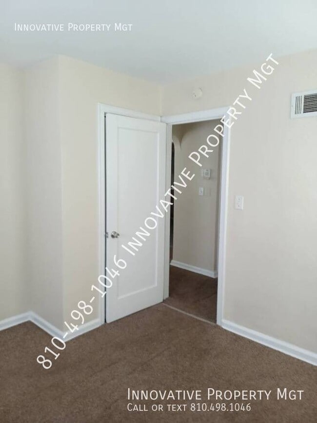 Building Photo - 2758 Brown St