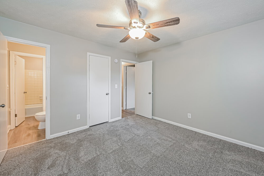 Building Photo - 355 Arcadia Pl SW