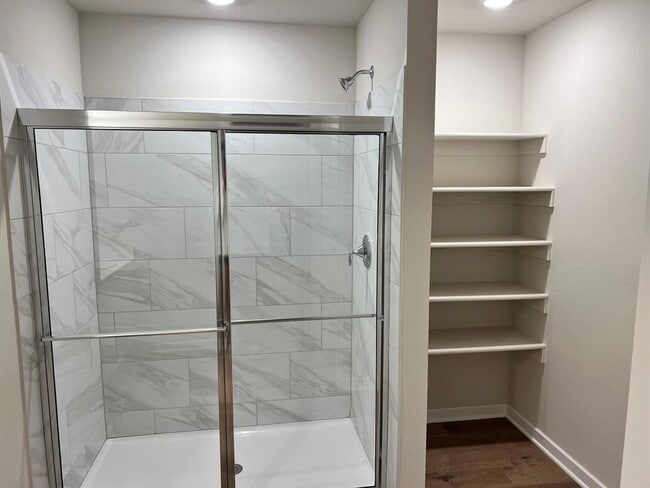 Building Photo - 2909 Firefly Dr