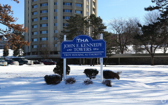 Building Photo - Kennedy Tower