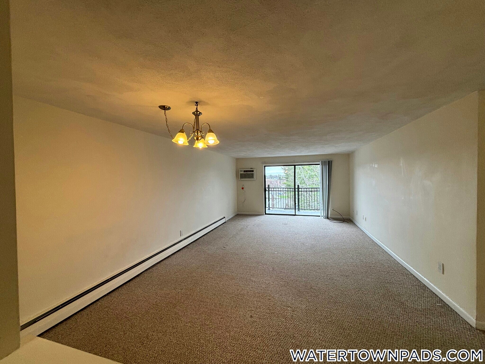 Building Photo - 24 Whites Ave