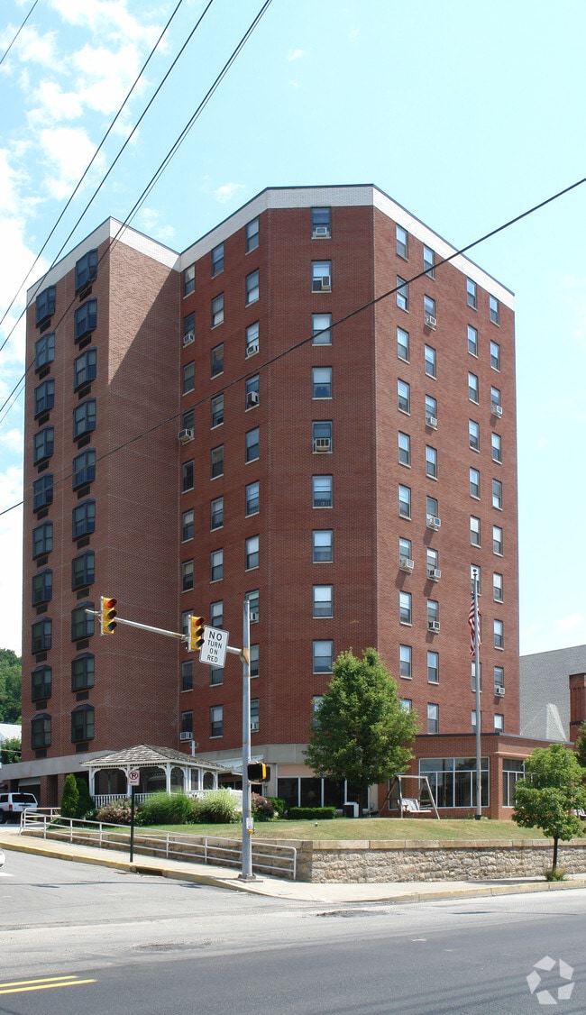 Harold Thomas High Rise 170 E Dewart St Shamokin PA 17872 Apartment