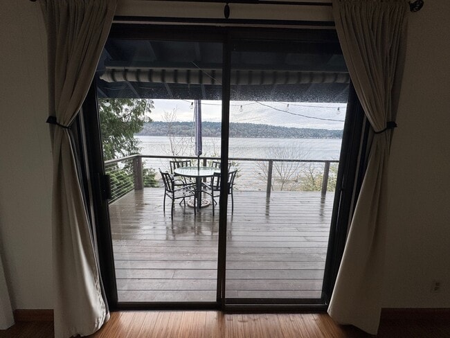 Building Photo - 10027 SW 262nd Pl