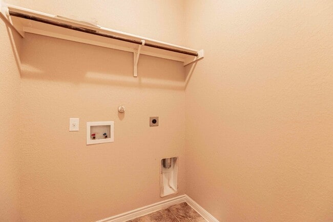 Building Photo - 8730 Poppy Hills