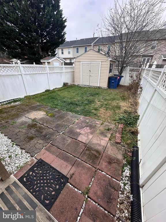 Building Photo - 104 Peridot Pl