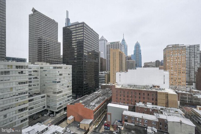 Building Photo - 2101 Chestnut St