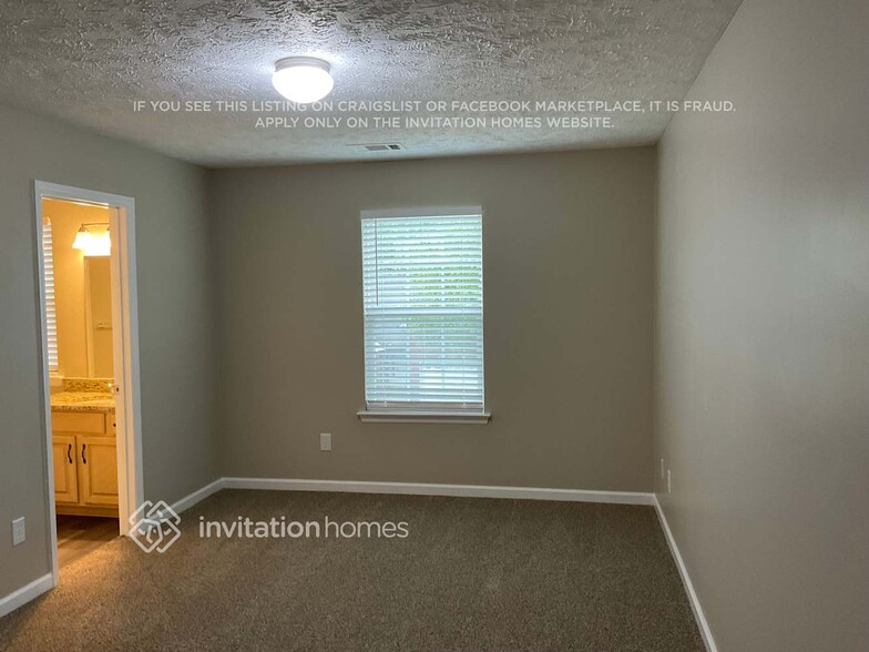 Building Photo - 6975 Calderwood Dr