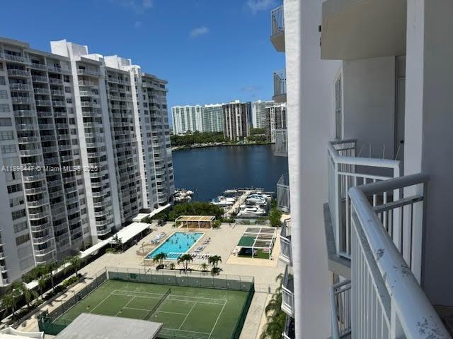 Building Photo - 18021 Biscayne Blvd