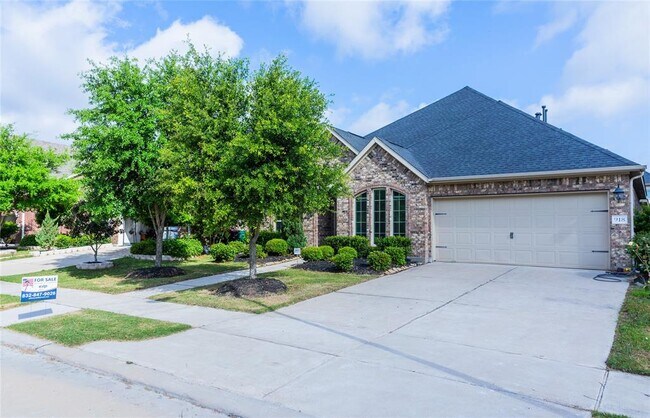 Building Photo - 918 Marigold Park Pl