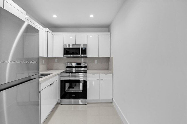 Building Photo - 21845 Goulds Ave