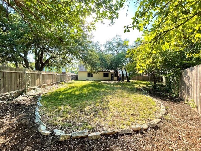 Building Photo - 1804 Warwick Cove
